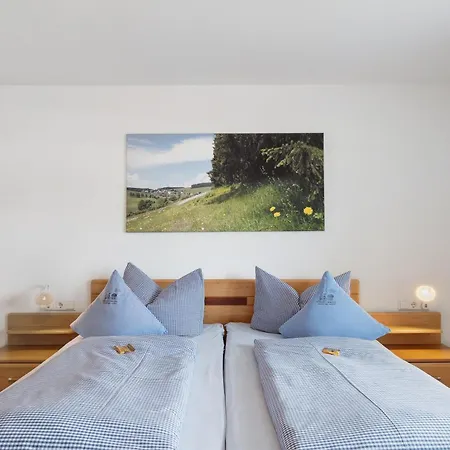 Buehlhof Waldau Farma *